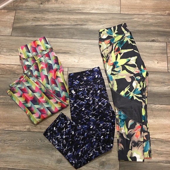 Fabletics Bundle - Picture 5 of 6